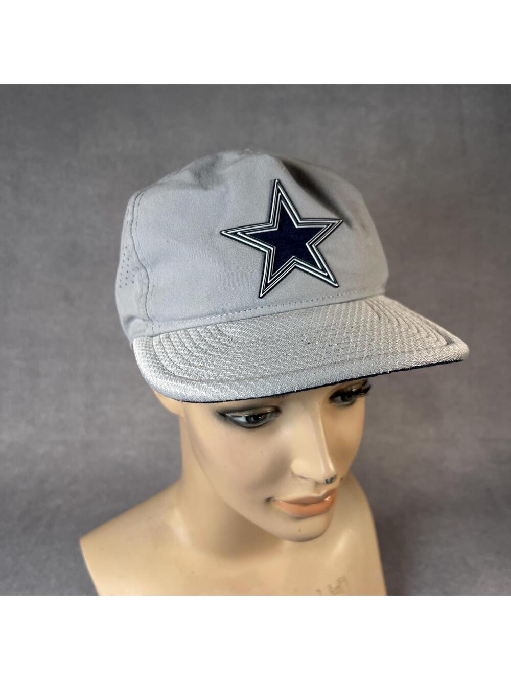 Dallas Cowboys Grey Baseball Snapback Hat With Blue Star Used